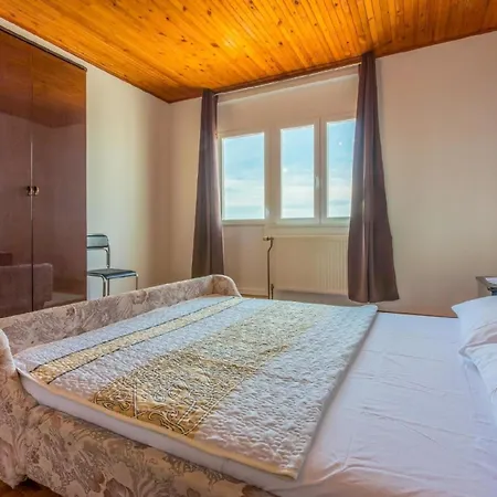 Lägenhet Ferienwohnung Fuer 4 Personen Ca 50 Qm In Novi Vinodolski, Kvarner Bucht Crikvenica Und Umgebung Novi Vinodolski